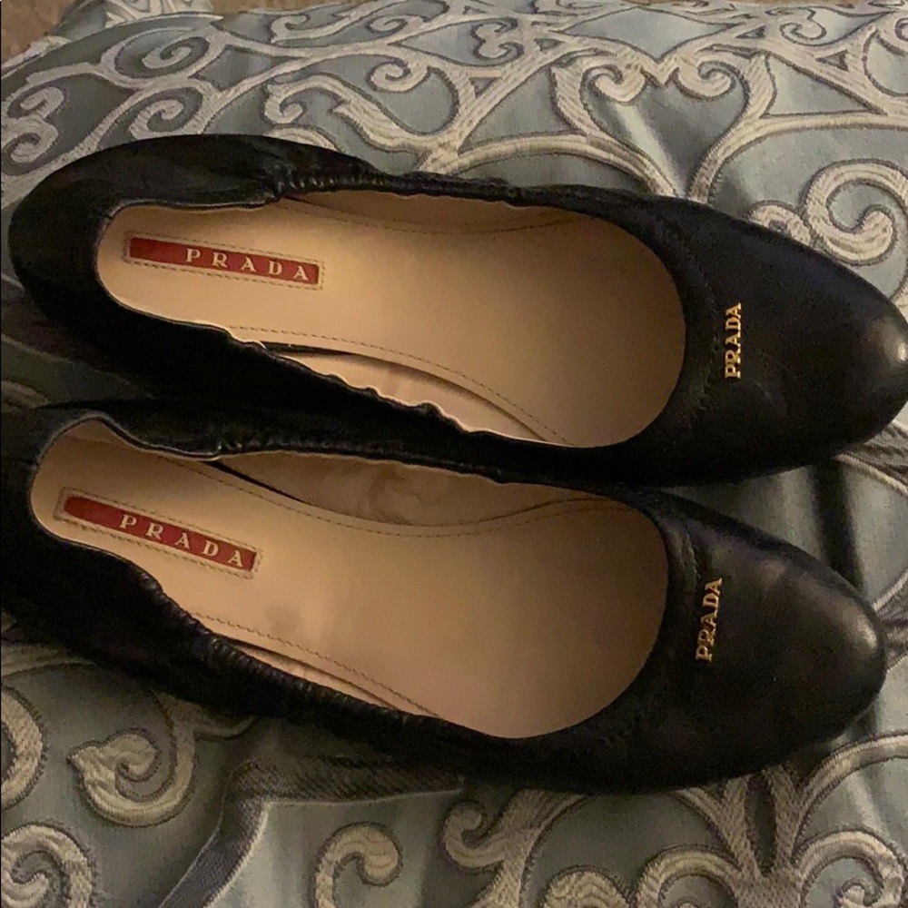 Women’s slip on shoes
